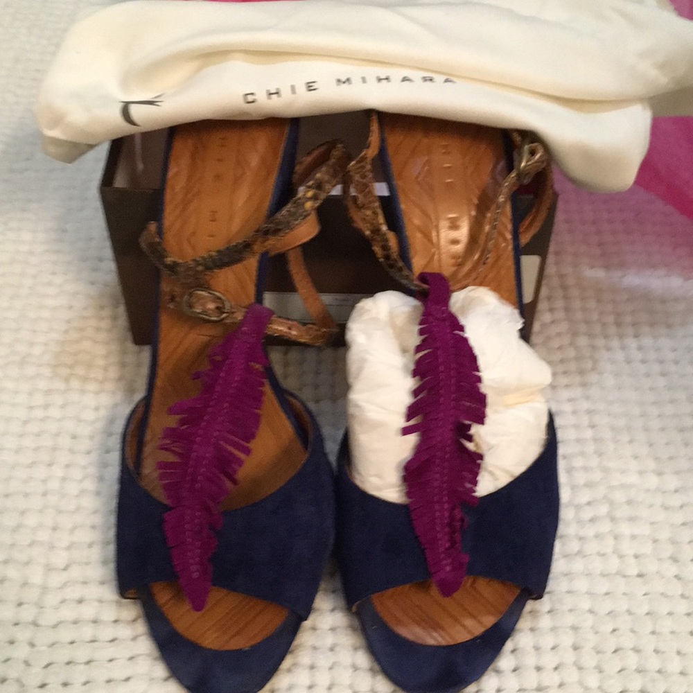 Chie Mihara Verve suede sandal, size 41
